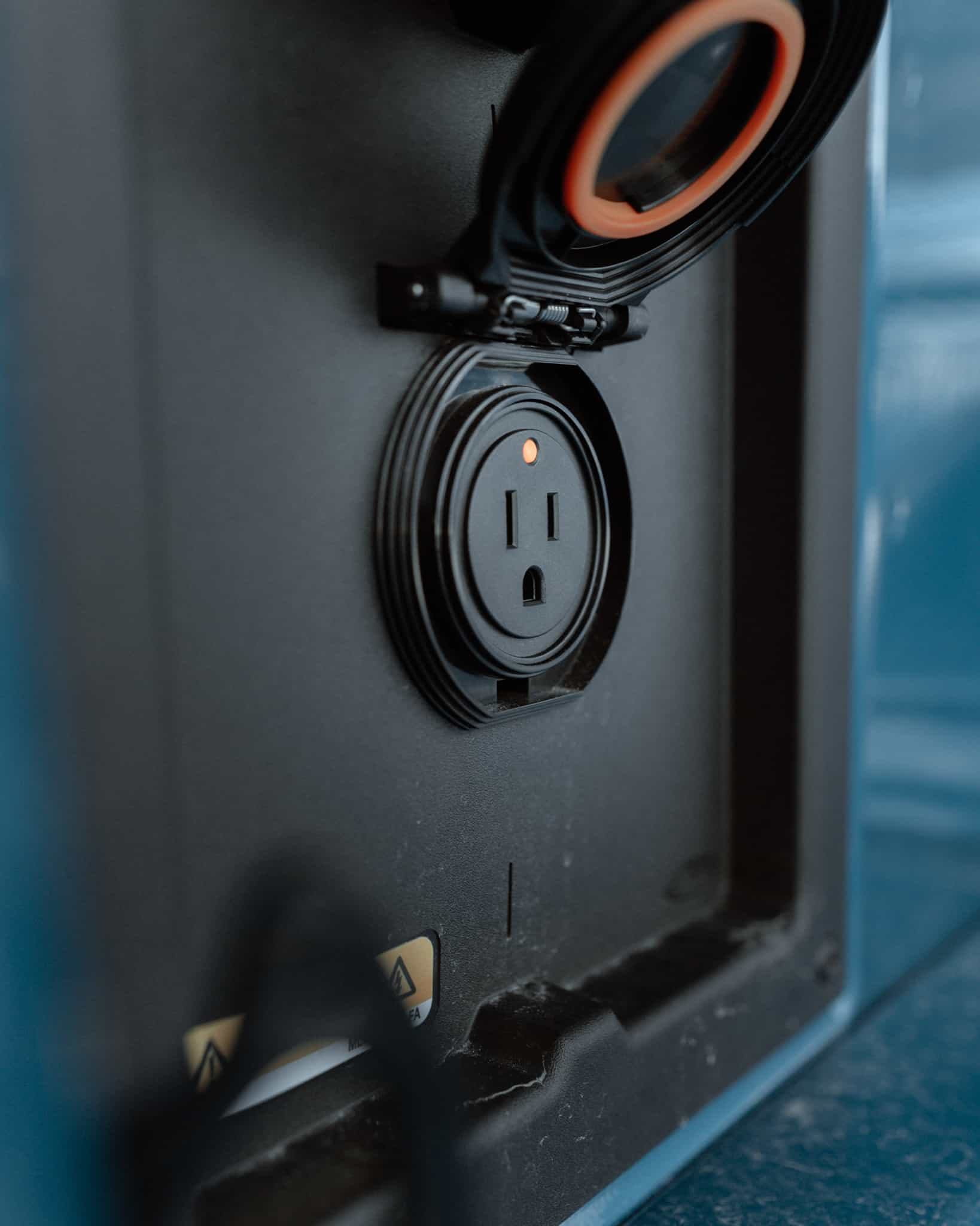 Pro Power Onboard