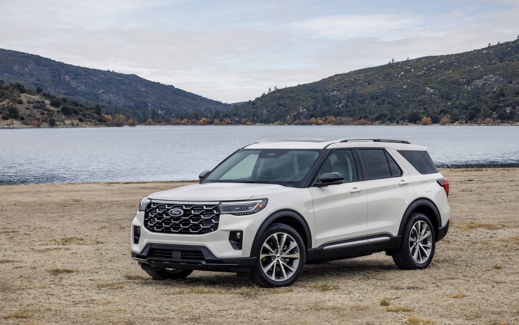 2025 Ford Explorer Platinum Shown