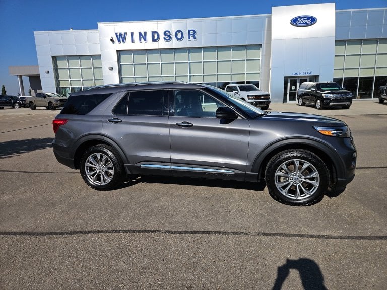 2022 Ford Explorer