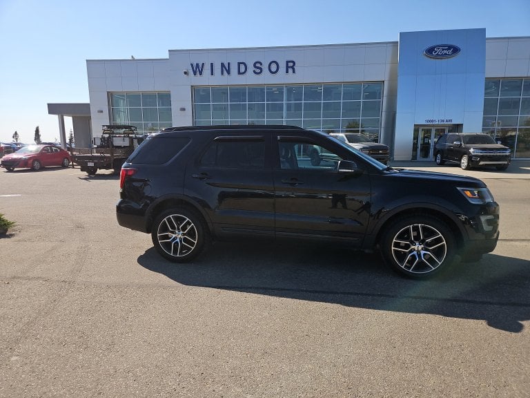 2016 Ford Explorer