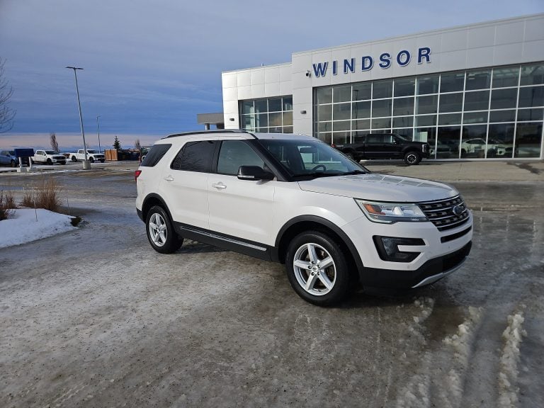 2016 Ford Explorer