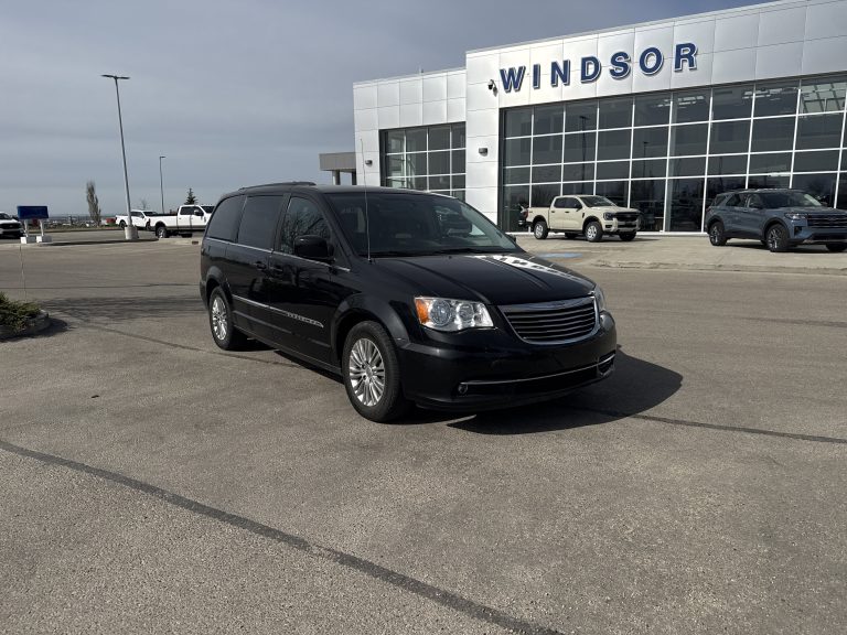 2013 Chrysler Town & Country