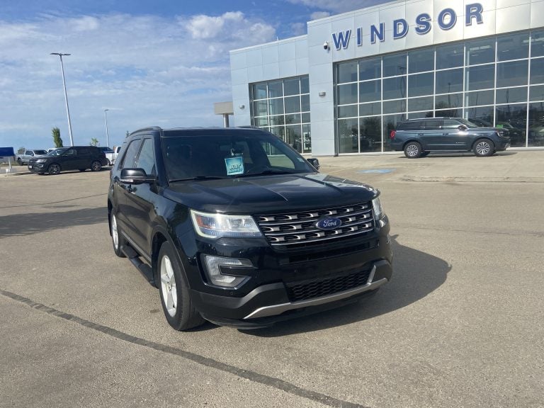 2016 Ford Explorer